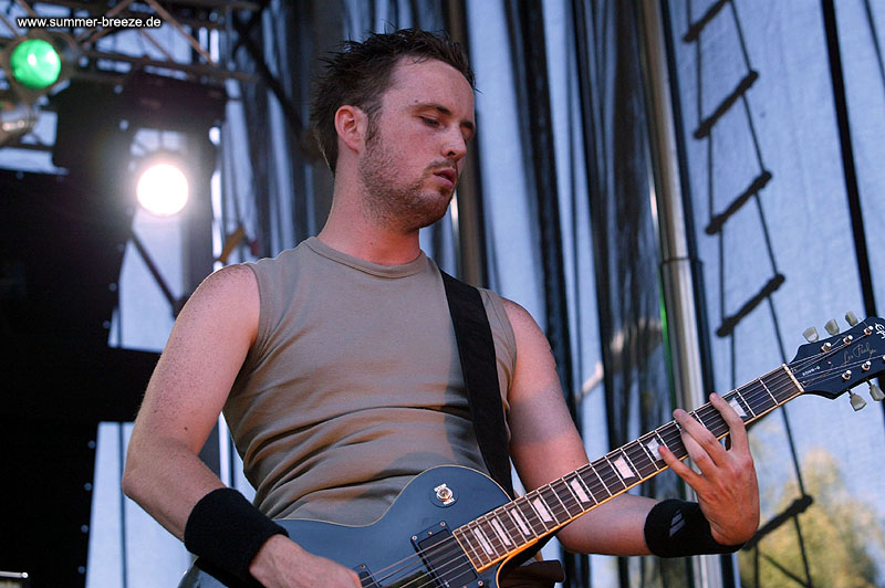 Bild eines Mitglieds der Band Callenish Circle beim Live-Auftritt.